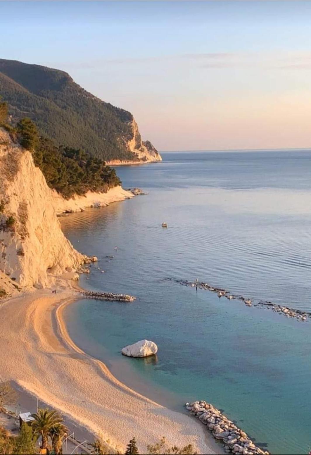 Sottosanta Otel Numana Dış mekan fotoğraf